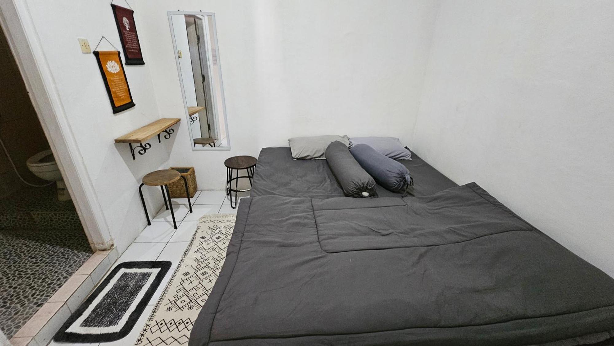 Oke Baik Hostel Yogyakarta Exterior foto