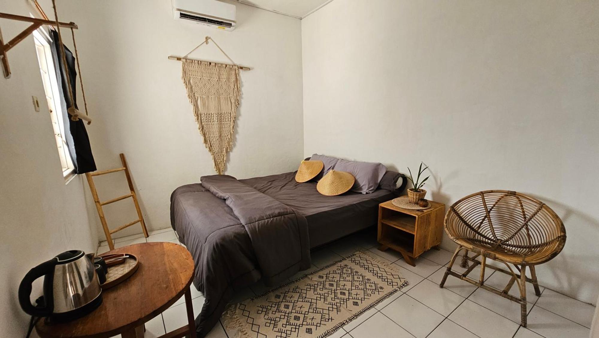 Oke Baik Hostel Yogyakarta Exterior foto