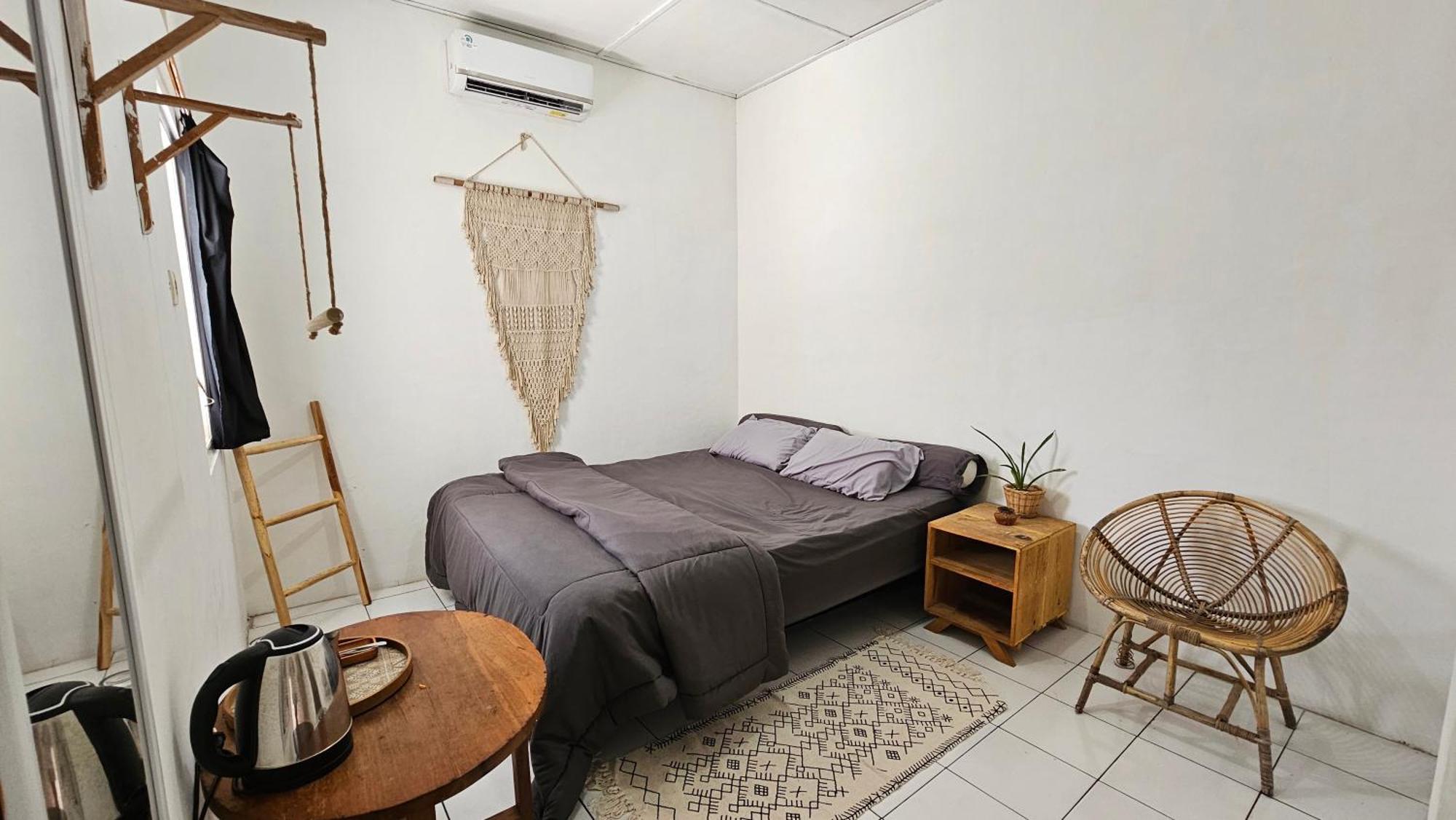 Oke Baik Hostel Yogyakarta Exterior foto